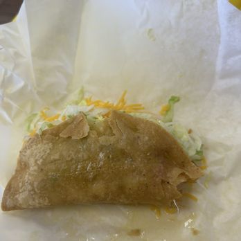 Roberto's Taco Shop - Chicken crispy tacos - Mexican Near Me - San Diego, California