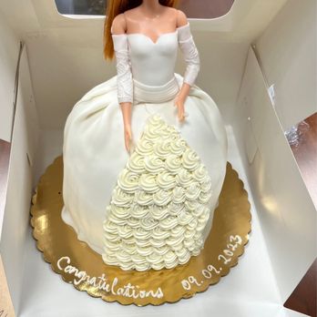 Iced - Custom Barbie Bride cake - Custom Cakes Near Me - Chicago, Illinois