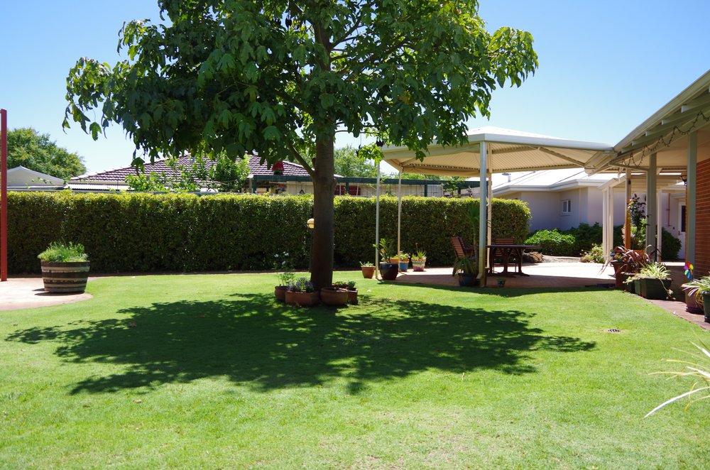 BRIGHTWATER ENDEAVOUR HOUSE Updated May 2024 38 Brookland Cres