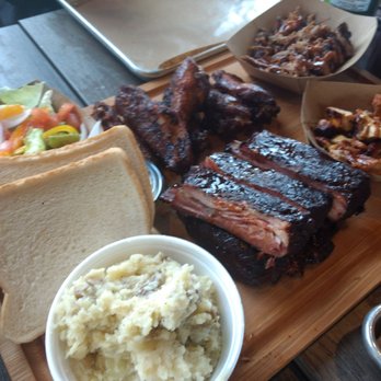 Hank Daddy's Barbecue - Southern Near Me - Vaughan, Ontario