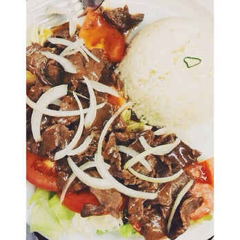 Le Palais Thaï - Delicieux Boeuf Angkorwat (Boeuf sauté servi sur salade, tomates et oignions) - Cambodian Near Me - Saint-Jean-sur-Richelieu, Quebec Le Palais Thaï - Delicieux Boeuf Angkorwat (Boeuf sauté servi sur salade, tomates et oignions) - Cambodian Near Me - Saint-Jean-sur-Richelieu, Quebec
