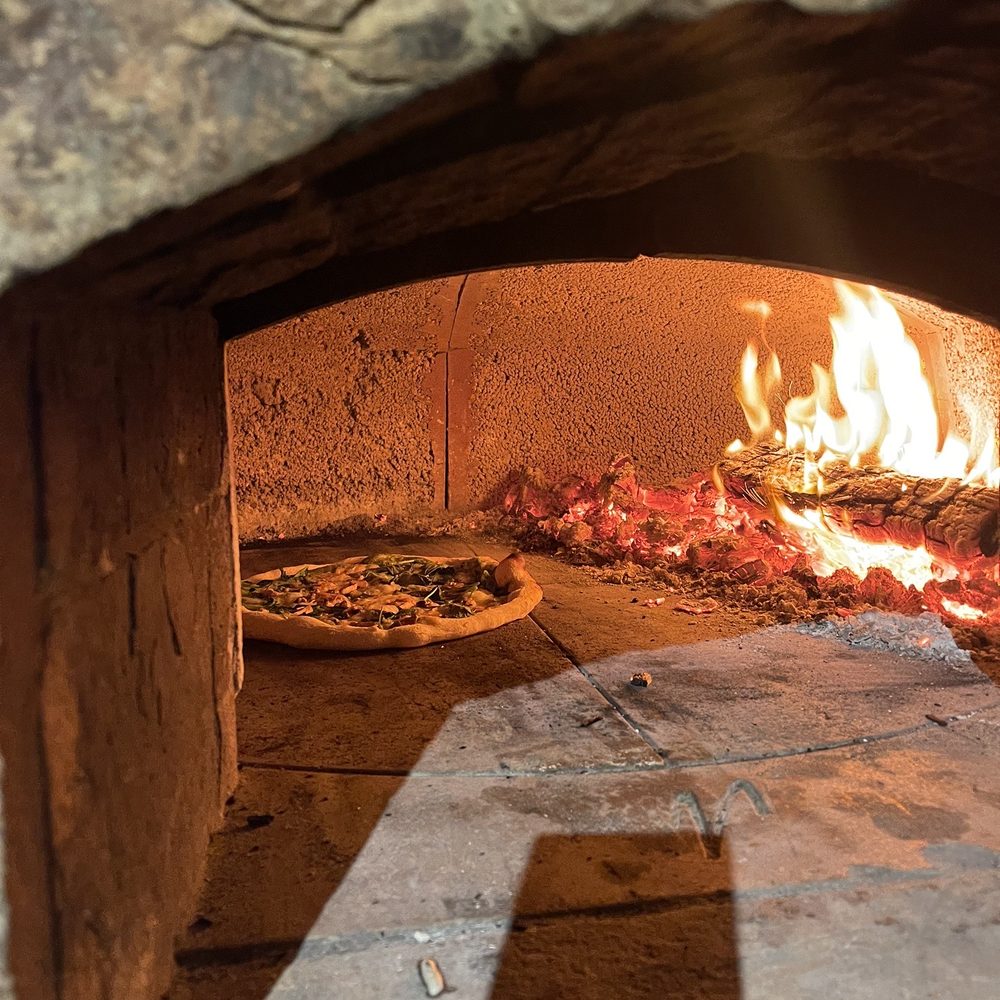 Pacific Pizza - Our pizza oven - Food Stands Near Me Pacific Pizza - Our pizza oven - Food Stands Near Me