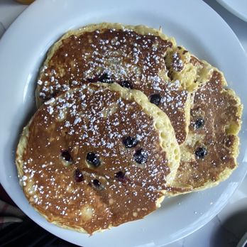 Astoria Gramercy Caf3 - Blueberry Pancakes - Cafes Near Me - Astoria, New York Astoria Gramercy Caf3 - Blueberry Pancakes - Cafes Near Me - Astoria, New York