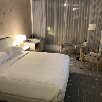 Kimpton Hotel Palomar South Beach - A perfectly made room! Has fridge, but no coffee & no microwave. - Hotels Near Me - Miami Beach, Florida Kimpton Hotel Palomar South Beach - A perfectly made room! Has fridge, but no coffee & no microwave. - Hotels Near Me - Miami Beach, Florida
