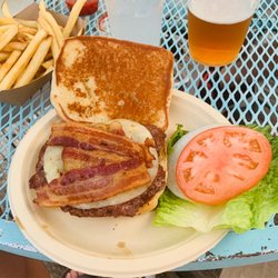 Buckhorn Bar & Grill - Burger