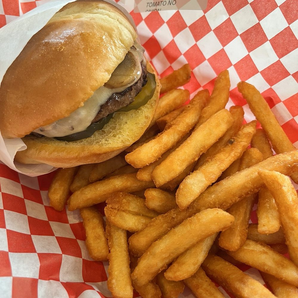 Pickle Time - Mushroom burger (sooooo fire) - Burgers Near Me - Duvall, Washington Pickle Time - Mushroom burger (sooooo fire) - Burgers Near Me - Duvall, Washington