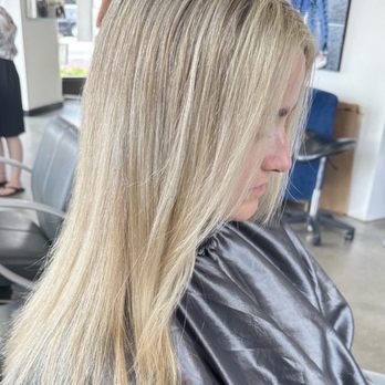 Serandi Salon - Hair Salons Near Me - Laguna Beach, California