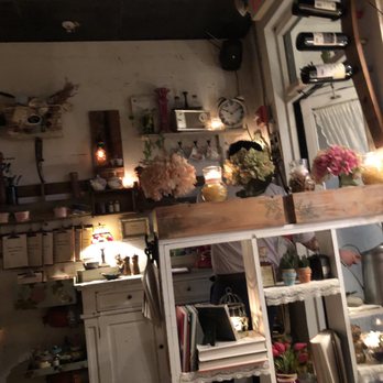 Pane e Vino - Quirky inviting decor - Italian Near Me - Miami Beach, Florida