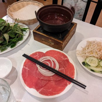Anh Hong Saigon - First course of Bo 7 Mon, raw round eye with a dipping broth - Vietnamese Near Me - Milpitas, California Anh Hong Saigon - First course of Bo 7 Mon, raw round eye with a dipping broth - Vietnamese Near Me - Milpitas, California