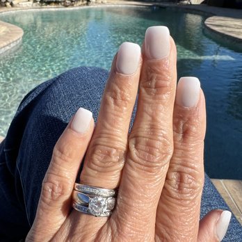 7 Day Spa - Ombré grey to white dipped nails - Nail Salons Near Me - Tallahassee, Florida