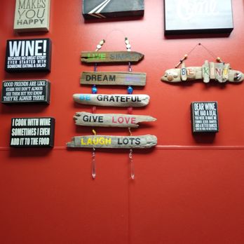 Bahama Mike's Seafood and Grill - Cute decor in the ladies restroom. - Seafood Near Me - Pasadena, Maryland