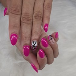 Lucky Nails & Spa