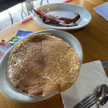 The Buffalo Grille - Kid's pancakes & bacon - American Near Me - Houston, Texas The Buffalo Grille - Kid's pancakes & bacon - American Near Me - Houston, Texas