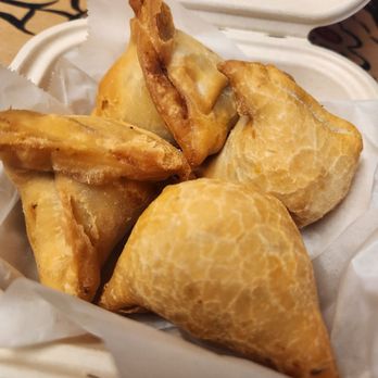 Fusion Pizza - Samosas - Chicken Wings Near Me - Vallejo, California