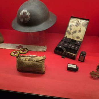 In Flanders Field Museum - Medical equipment used in battle - Museums Near Me - Ieper, VWV