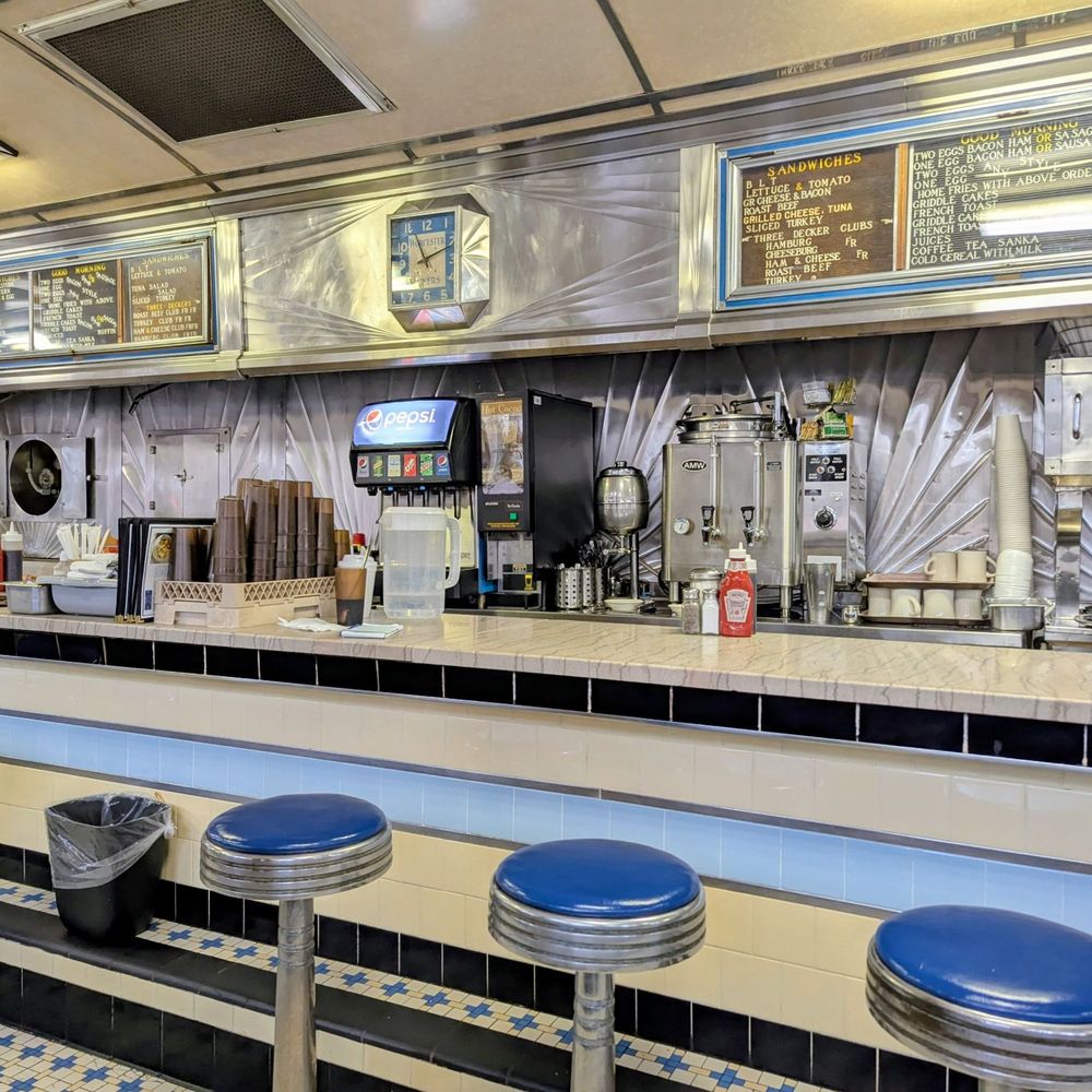 Wilson's Diner - American Near Me - Waltham, Massachusetts Wilson's Diner - American Near Me - Waltham, Massachusetts