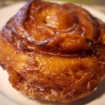 Island Glazed - Cinnamon roll - Coffee & Tea Near Me - Aiea, Hawaii