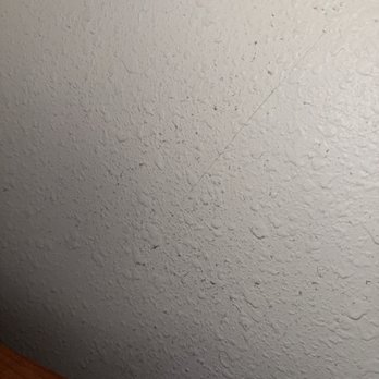 Hampton Inn Chester South - Dirty/moldy wall behind cabinet - Hotels Near Me - Chester, Virginia