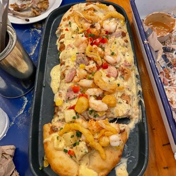 Treylor Park - Low Country Flatbread - New American Near Me - Savannah, Georgia Treylor Park - Low Country Flatbread - New American Near Me - Savannah, Georgia