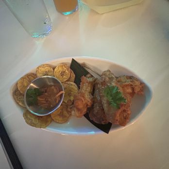 Binge Bar - Wings - Filipino Near Me - Washington, DC, District of Columbia