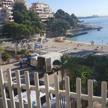 Playa de Illetas - Beaches Near Me