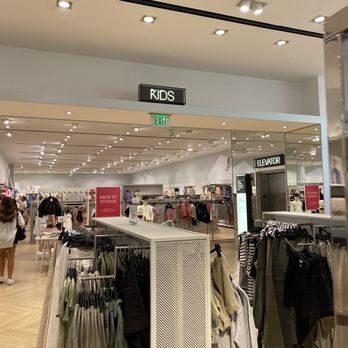H&M - Women's Clothing Near Me - Irvine, California H&M - Women's Clothing Near Me - Irvine, California