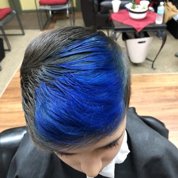 Roc's Unisex Salon - Hair Salons Near Me - Marlborough, Massachusetts Roc's Unisex Salon - Hair Salons Near Me - Marlborough, Massachusetts