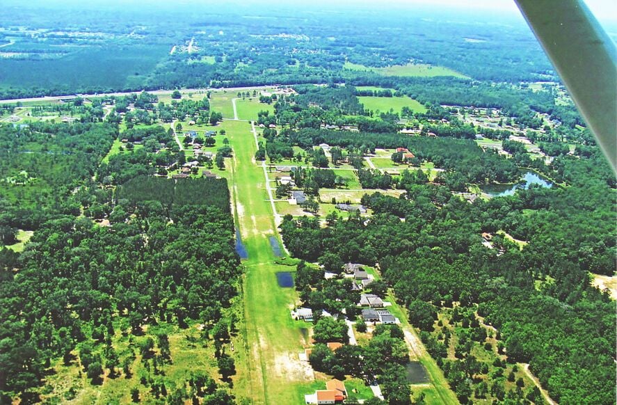 CANNON CREEK AIRPORT Updated June 2024 Cr 341 Sisters Rd