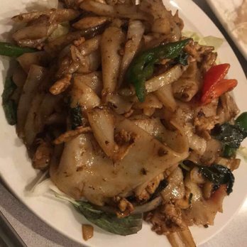 Thai Café - Drunken noodles - Thai Near Me - Springfield, Virginia Thai Café - Drunken noodles - Thai Near Me - Springfield, Virginia