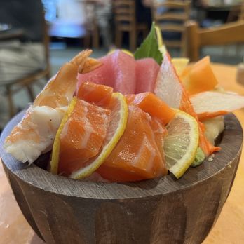 Sushi Miyagi - Lunch chirashi bowl - Sushi Bars Near Me - Houston, Texas Sushi Miyagi - Lunch chirashi bowl - Sushi Bars Near Me - Houston, Texas