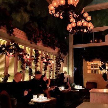 Cipriani Downtown - Italian Near Me - New York, New York