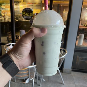 Steamies Burger Bar - Mint Chip milkshake - Burgers Near Me - Telluride, Colorado
