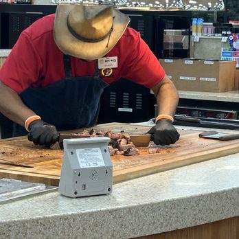 Buc-ee's - Chopped brisket - Gas Stations Near Me - Huber Heights, Ohio