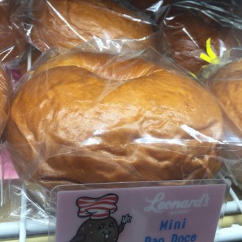 Leonard's Bakery - Bakeries Near Me - Honolulu, Hawaii