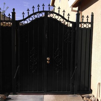 Del Rey Fabrication - Custom gate with a compound arch - Fences & Gates Near Me