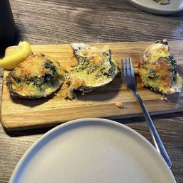 Oysters Rockefeller. Oysters Rockefeller.