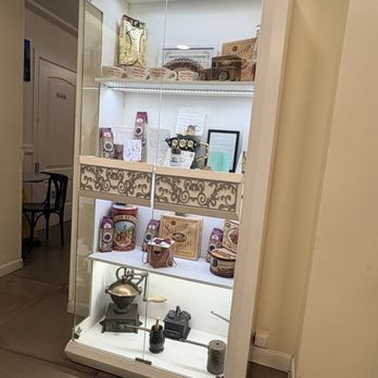 Tacita de Plata - Chocolatiers & Shops Near Me - Madrid, M Tacita de Plata - Chocolatiers & Shops Near Me - Madrid, M
