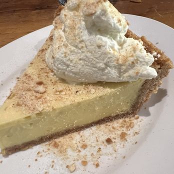 Doc B's Restaurant + Bar - Key Lime Pie - New American Near Me - Austin, Texas