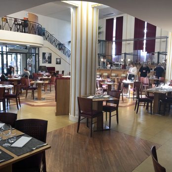 Brasserie Atrium - Restaurants Near Me - Dax, 40