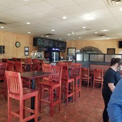 Kenny's Pizza - Just getting here for lunch.