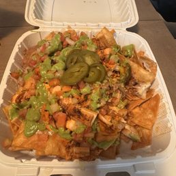 Nachos with grilled chicken Nachos with grilled chicken