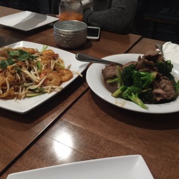 Muay Thai Kitchen - yummy - Thai Near Me - San Marcos, California Muay Thai Kitchen - yummy - Thai Near Me - San Marcos, California