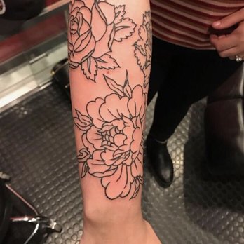 Hidden Rose Tattoo - Tattoo Near Me - Portland, Oregon Hidden Rose Tattoo - Tattoo Near Me - Portland, Oregon