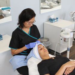 Gulf Coast Academy - FACIAL SPECIALIST PROGRAM - NIGHT CLASSES AVAILABLE!