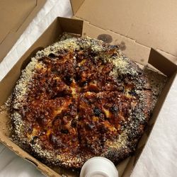Northern Lights Pizza - Burnt disgusting pizza