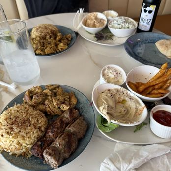 Dvine Mediterranean Experience - Long Beach - Chicken and Kraft plate - Mediterranean Near Me - Long Beach, California