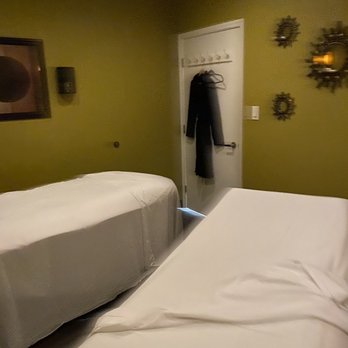 Life Touch Massage - Massage room - Massage Therapy Near Me - Birmingham, Alabama Life Touch Massage - Massage room - Massage Therapy Near Me - Birmingham, Alabama