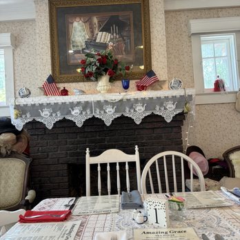 Amazing Grace Tea House - Dining room - Tea Rooms Near Me - Wauchula, Florida Amazing Grace Tea House - Dining room - Tea Rooms Near Me - Wauchula, Florida