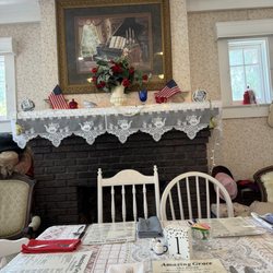 Amazing Grace Tea House - Dining room