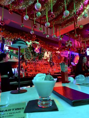 The Tipsy Pig by null